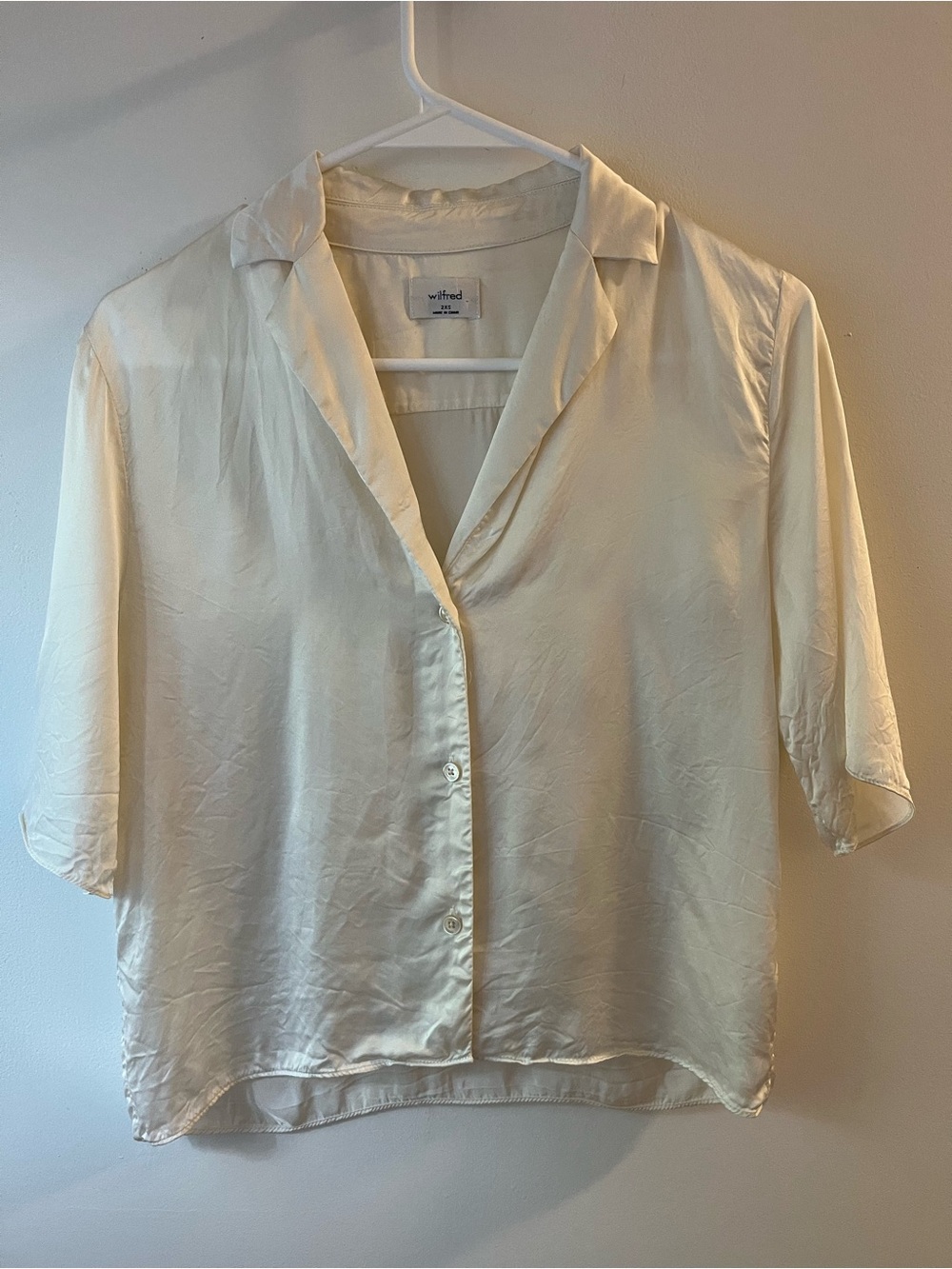 Aritzia Wilfred Ivory Satin Camp Collar Button Up Blouse 2XS